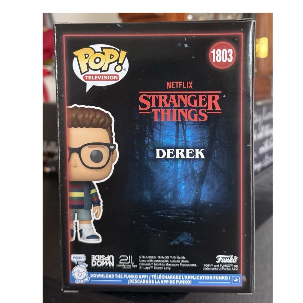 Funko Pop Derek Turnbow 1803 Stranger Things Funko Shop Exclusive Horror Netflix - Picture 2 of 6
